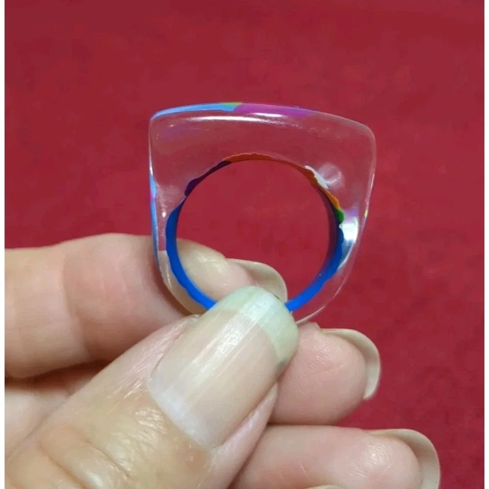 Vintage‎ Lucite Acrylic Ring